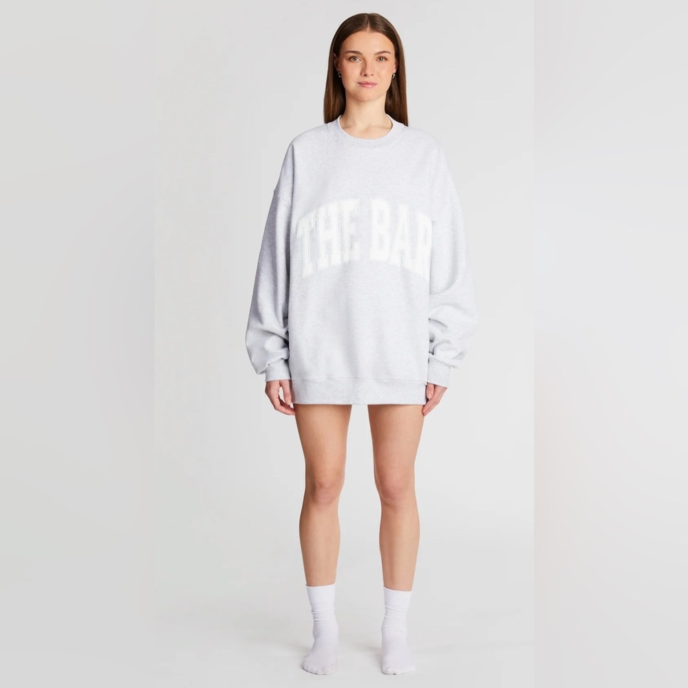The bar varsity crewneck-Grey